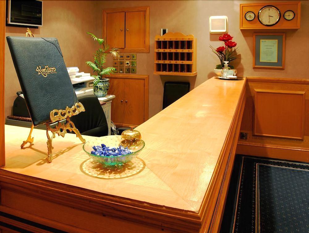 The Kveldsro House Hotel Леруик Екстериор снимка