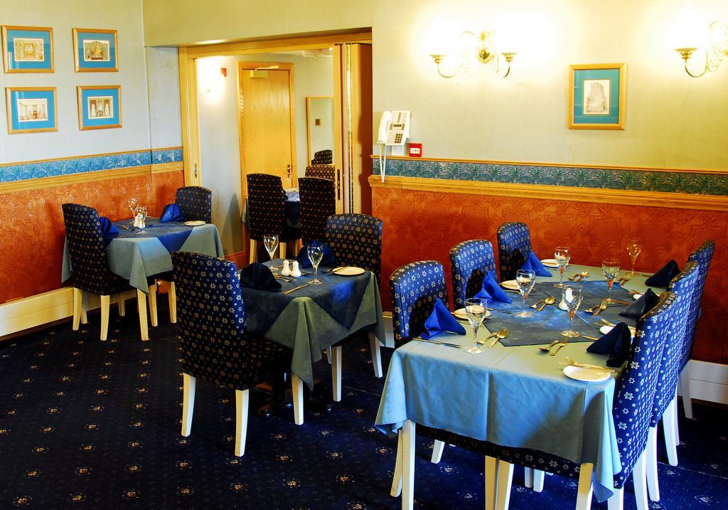 The Kveldsro House Hotel Леруик Екстериор снимка