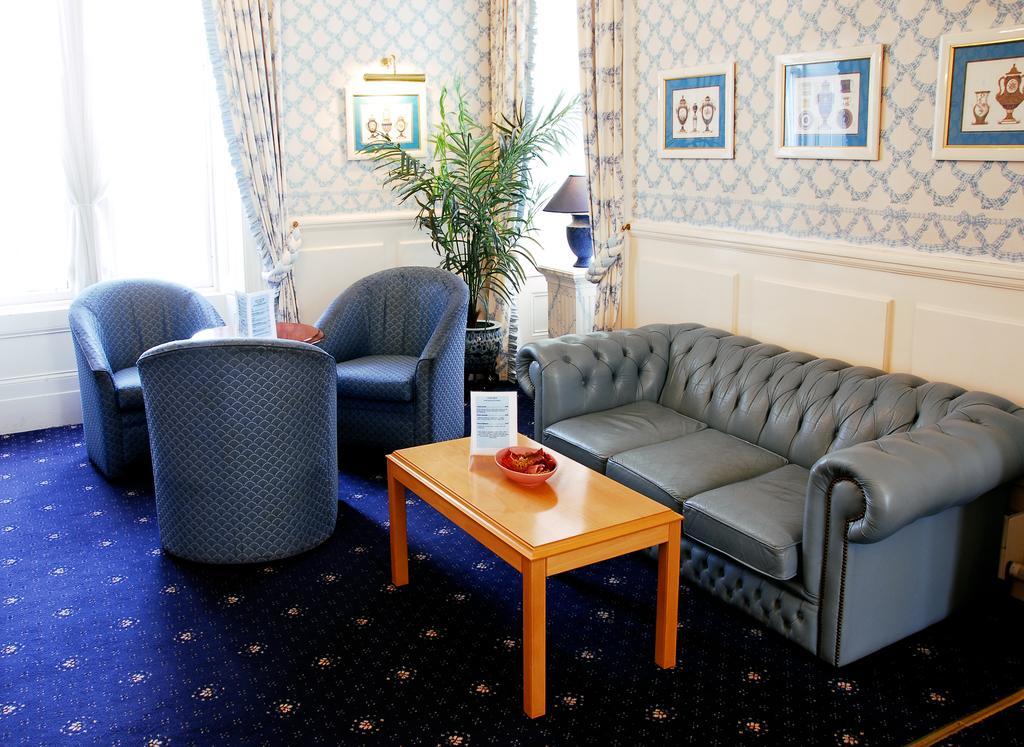 The Kveldsro House Hotel Леруик Екстериор снимка